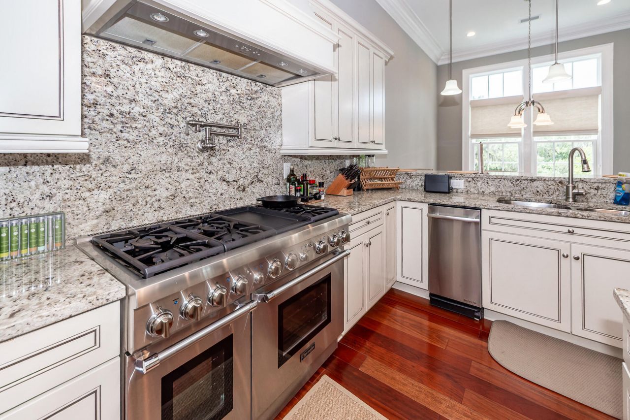 108 Fairbanks Oak Aly Photo 21