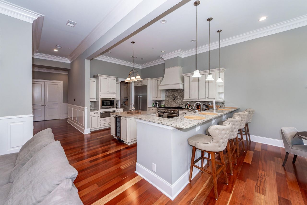 108 Fairbanks Oak Aly Photo 24