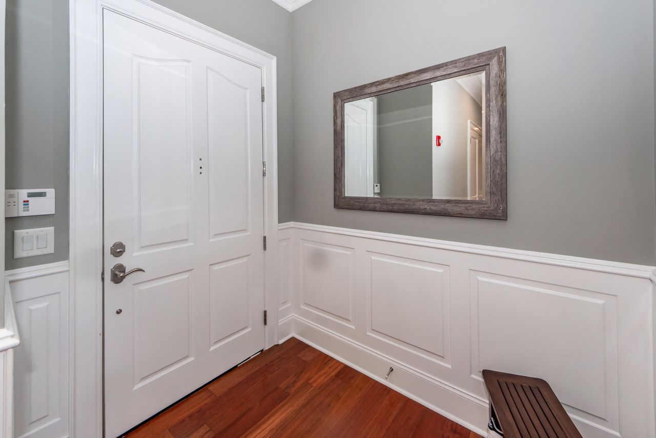 108 Fairbanks Oak Aly Photo 4