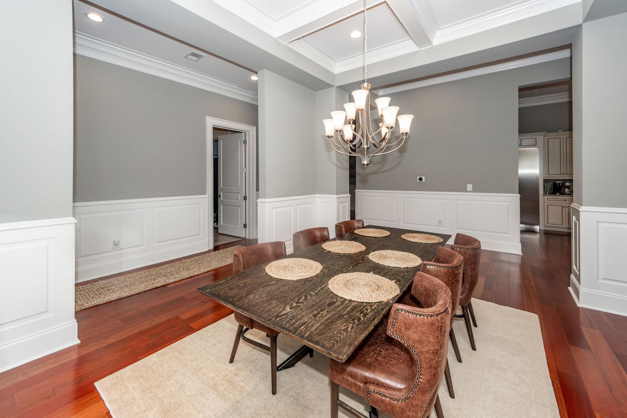 108 Fairbanks Oak Aly Photo 5