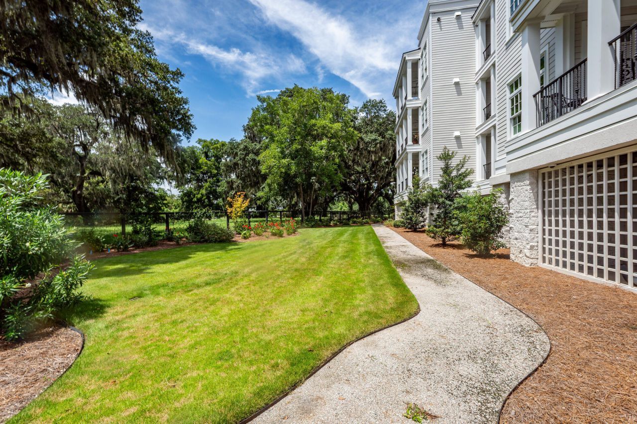 108 Fairbanks Oak Aly Photo 77