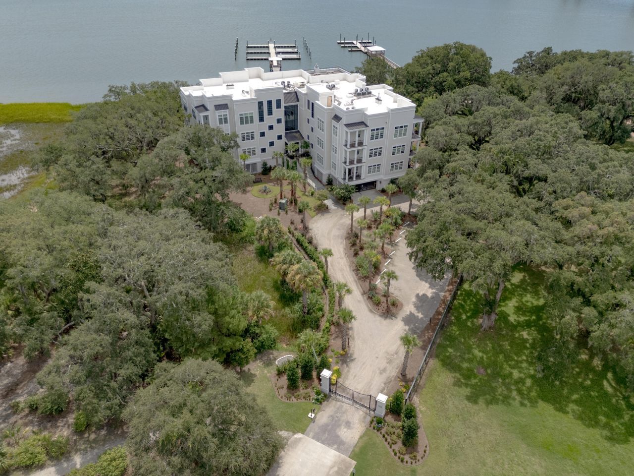 108 Fairbanks Oak Aly Photo 93