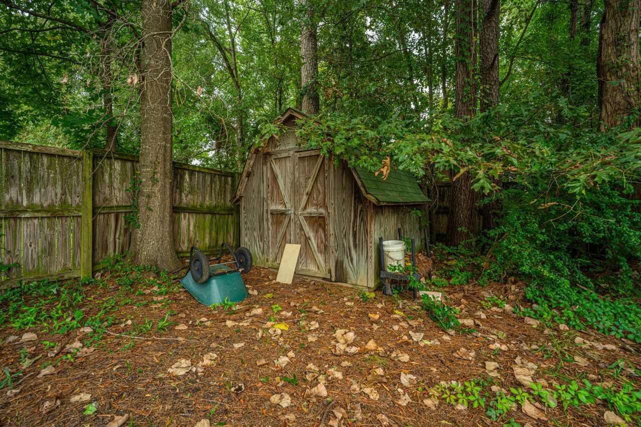 162 Charles B Gibson Avenue Photo 31