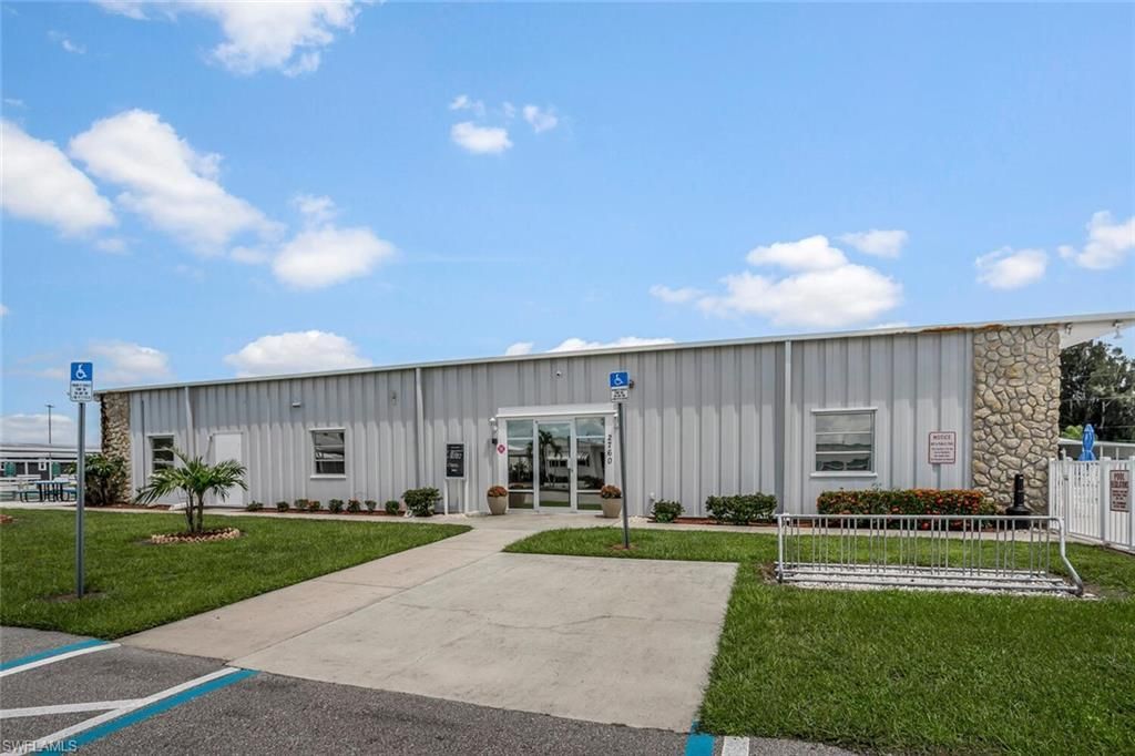 2782 Wedgewood Dr, North Fort Myers, FL 33917 Photo