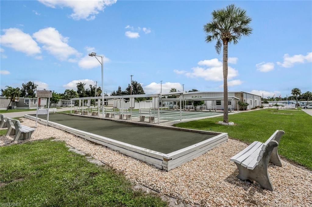 2782 Wedgewood Dr, North Fort Myers, FL 33917 Photo