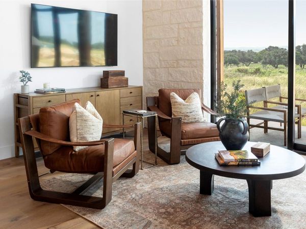 9361 W Us Highway 290, Unit 107, Hye, TX 78635