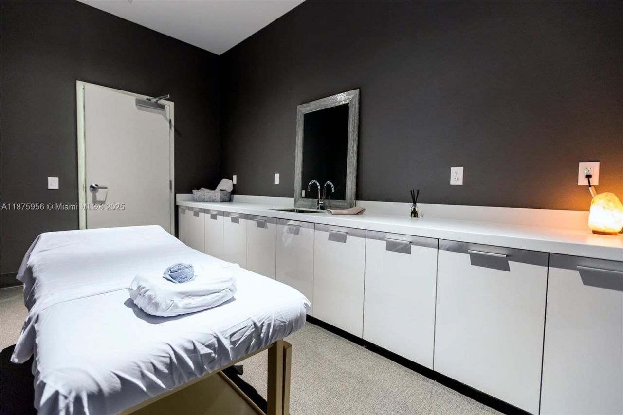 1600 NE 1st Ave, Unit 2019, Miami, FL 33132 Photo