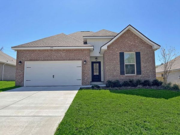 2745 Louis Circle, Crestview, FL 32536