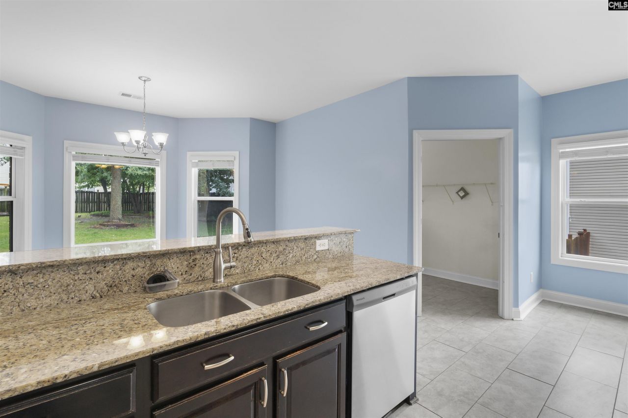 557 Briar Jump Lane Photo 16