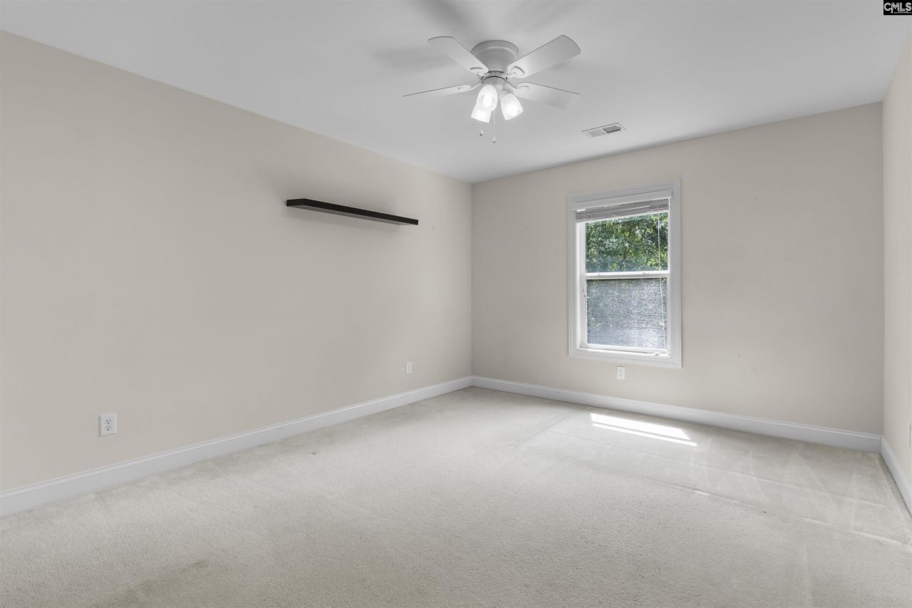 557 Briar Jump Lane Photo 33