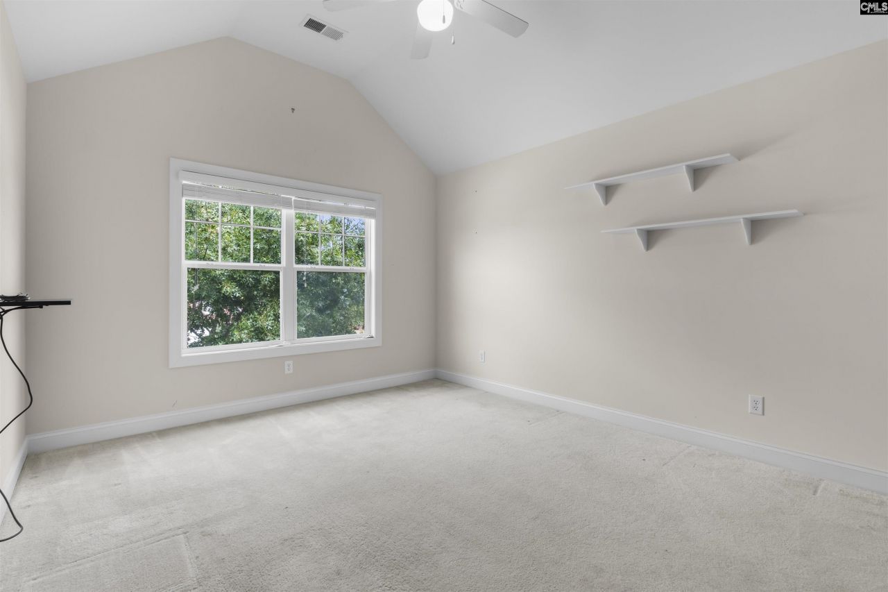 557 Briar Jump Lane Photo 35