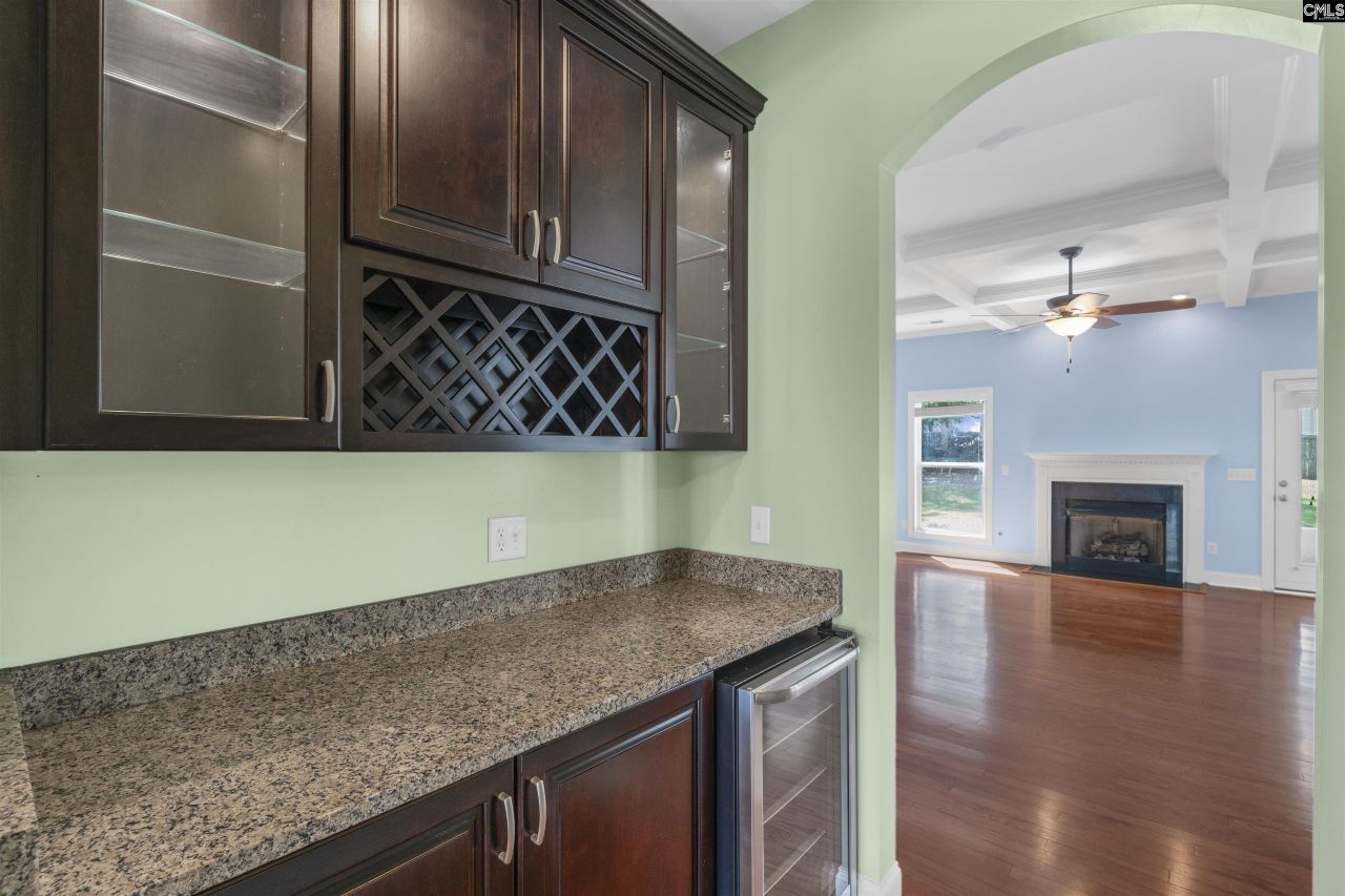 557 Briar Jump Lane Photo 9