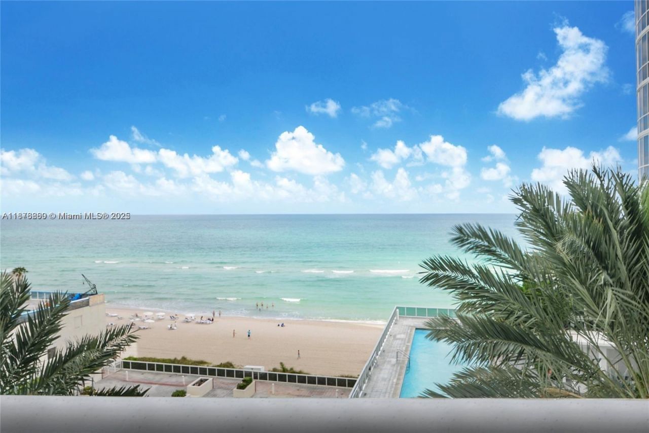 15811 Collins Ave, Unit 704, Sunny Isles Beach, FL 33160 Photo