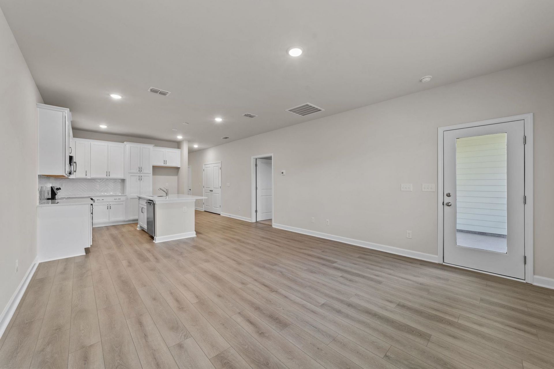 735 Ebb Tide Rd. Photo 12