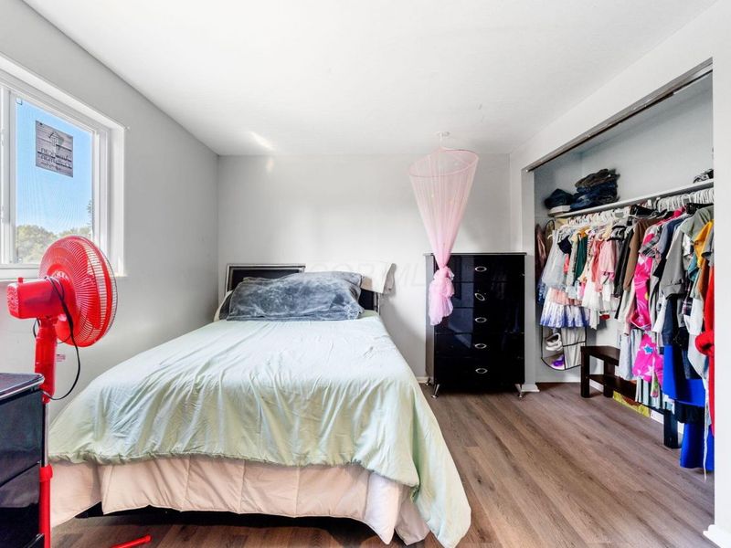 5044 Albany Drive , Columbus, OH 43232 Photo 24