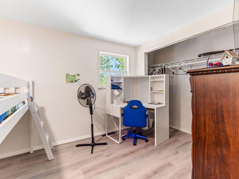 5044 Albany Drive , Columbus, OH 43232 Photo 30