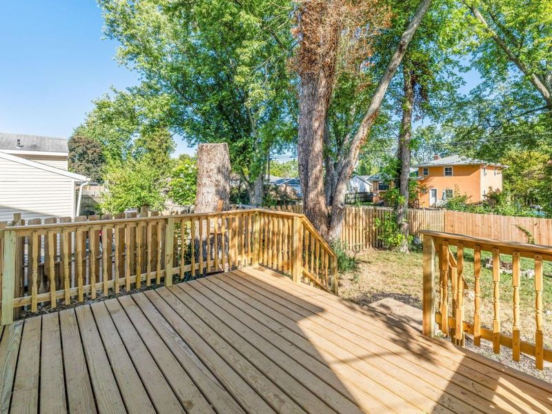 5044 Albany Drive , Columbus, OH 43232 Photo 38