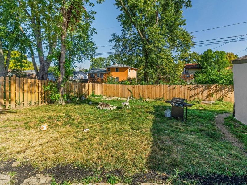 5044 Albany Drive , Columbus, OH 43232 Photo 43