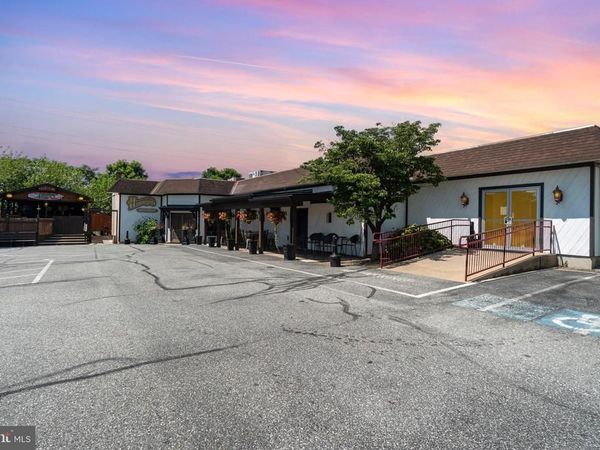 1990 W MAIN STREET, MOUNT JOY, PA 17552