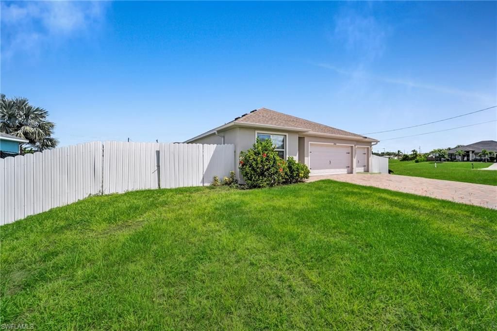 1905 NW 23rd St, Cape Coral, FL 33993 Photo
