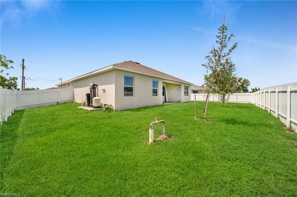 1905 NW 23rd St, Cape Coral, FL 33993 Photo