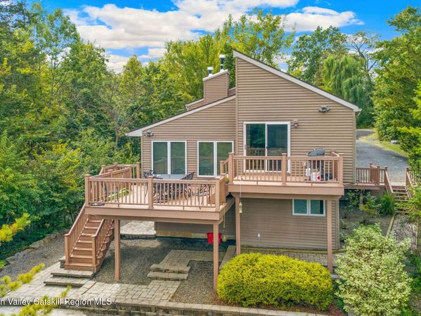 10 Classic Court, Lot B 11, Athens, NY 12015