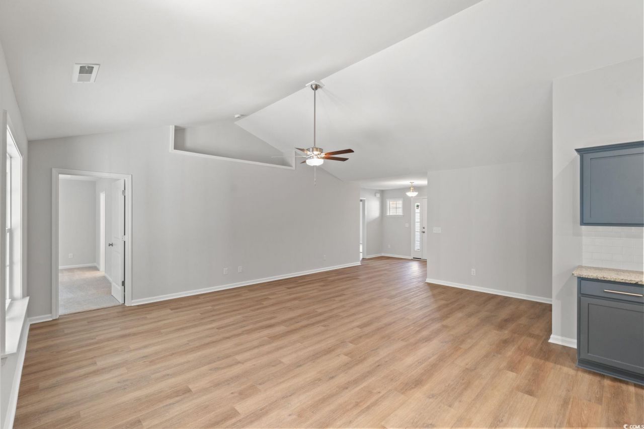 196 Gray Owl Dr. Photo 4