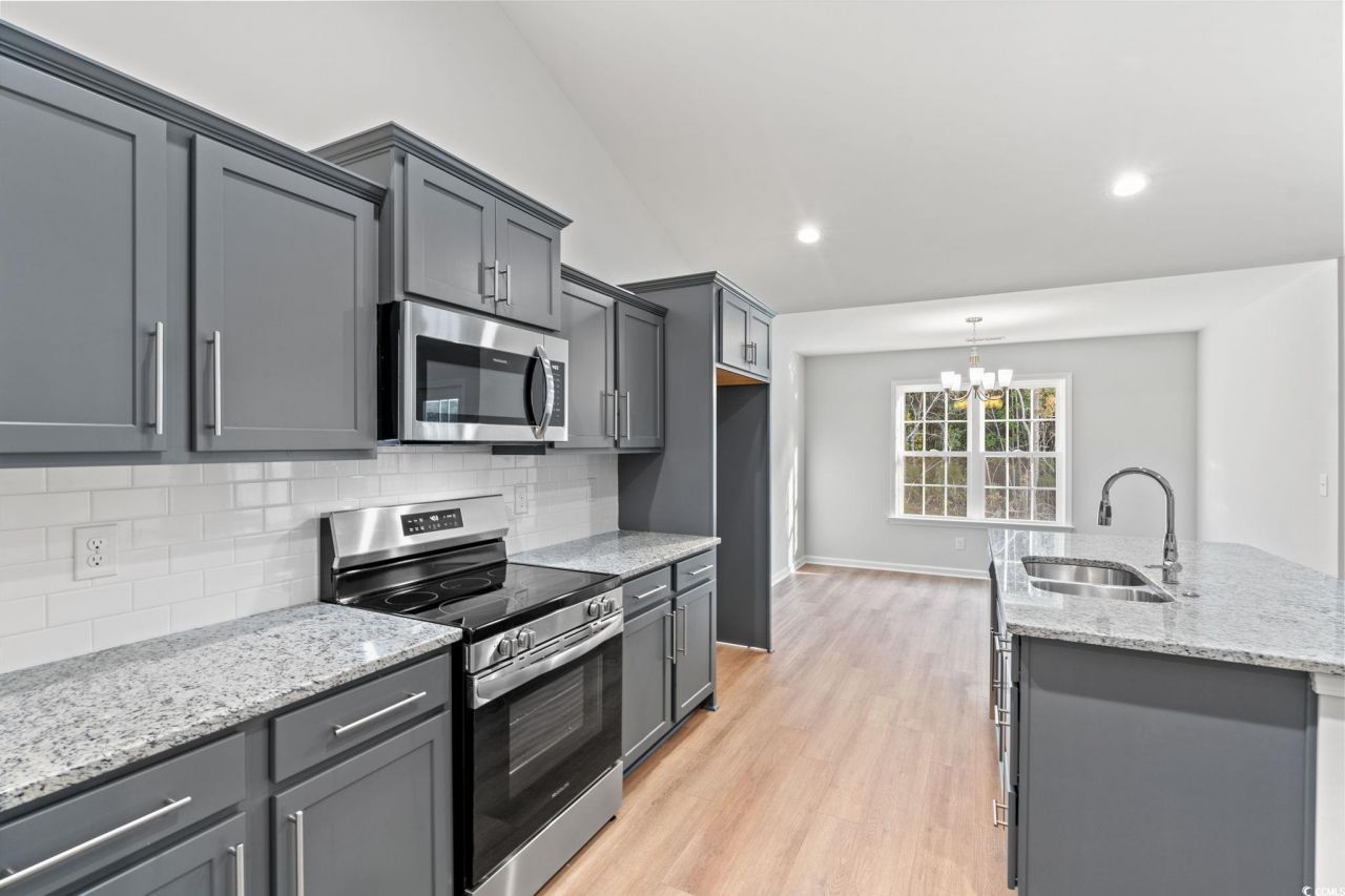 196 Gray Owl Dr. Photo 7