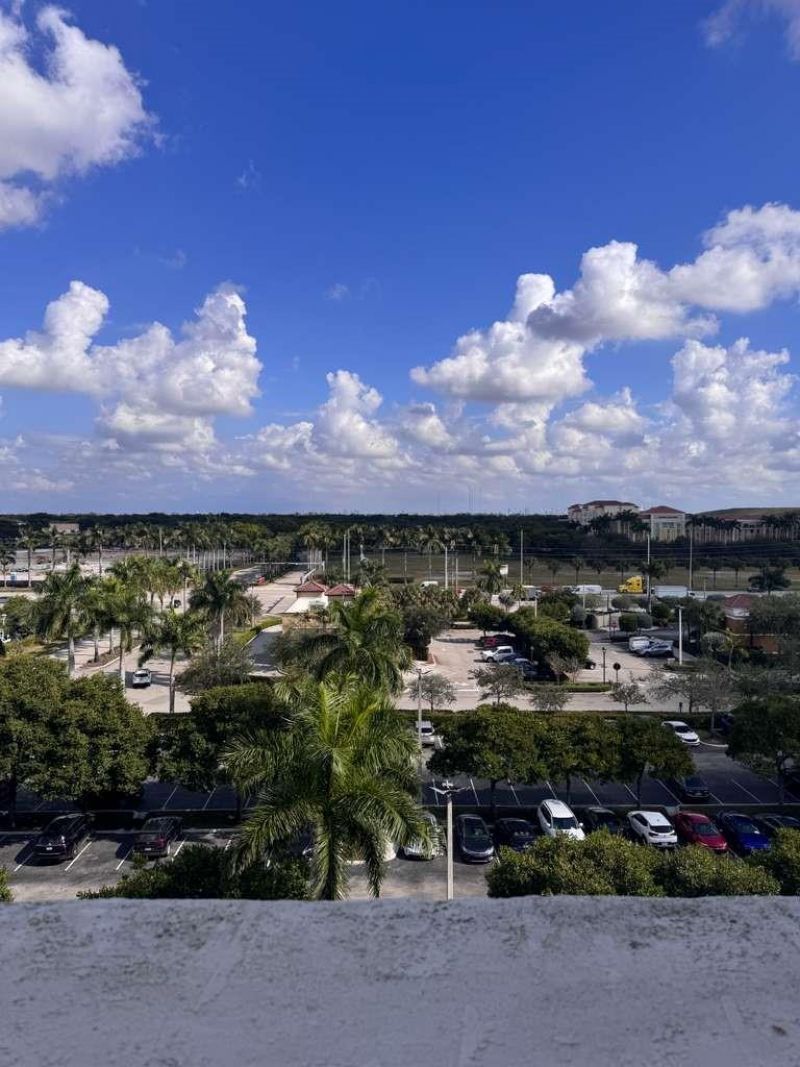 3600 Red Rd, Unit 606A, Miramar, FL 33025 Photo