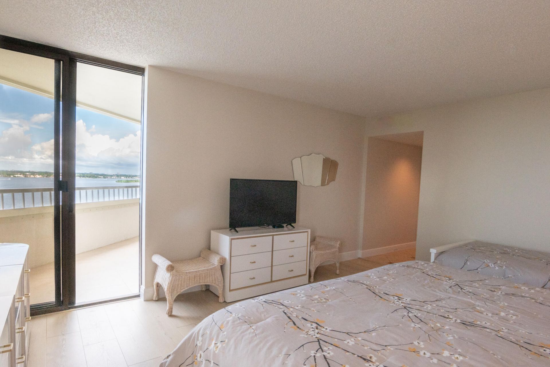 5080 N Ocean Drive, Unit 12c, Singer Island, FL 33404 Photo