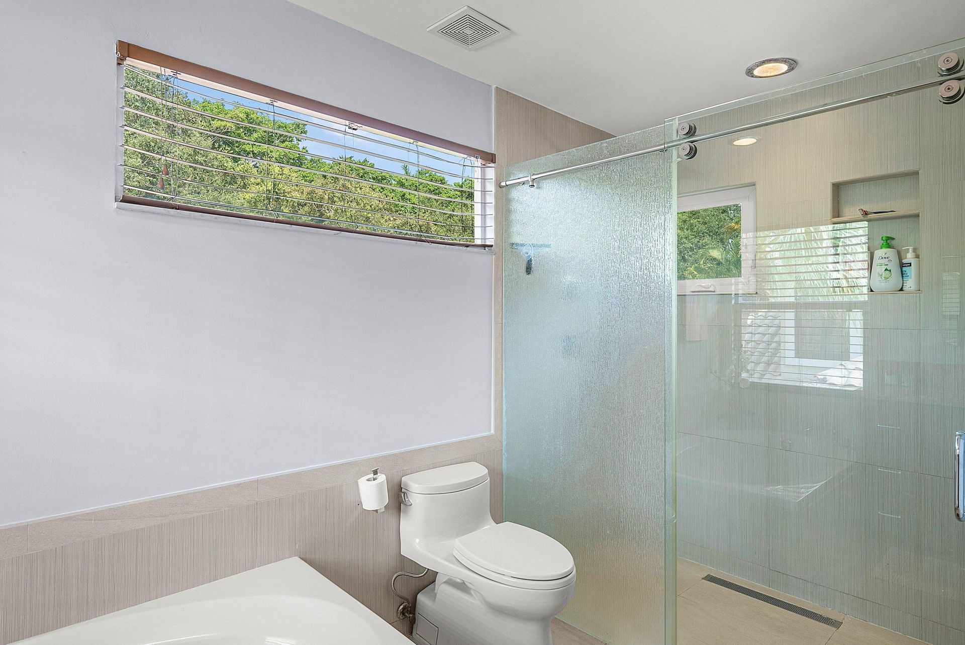 6638 NW 27th Avenue, Boca Raton, FL 33496 Photo