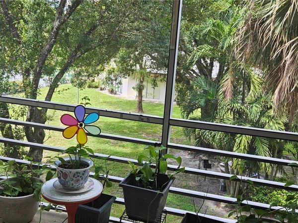 2649 NW 48th Ter, Unit 338, Lauderdale Lakes, FL 33313