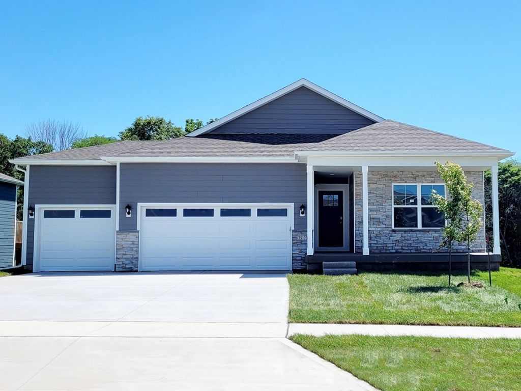 3656 Rueben Drive, Marion, IA 52302 Main Photo