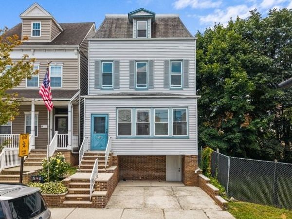 10 E 45Th St, Bayonne, NJ 07002