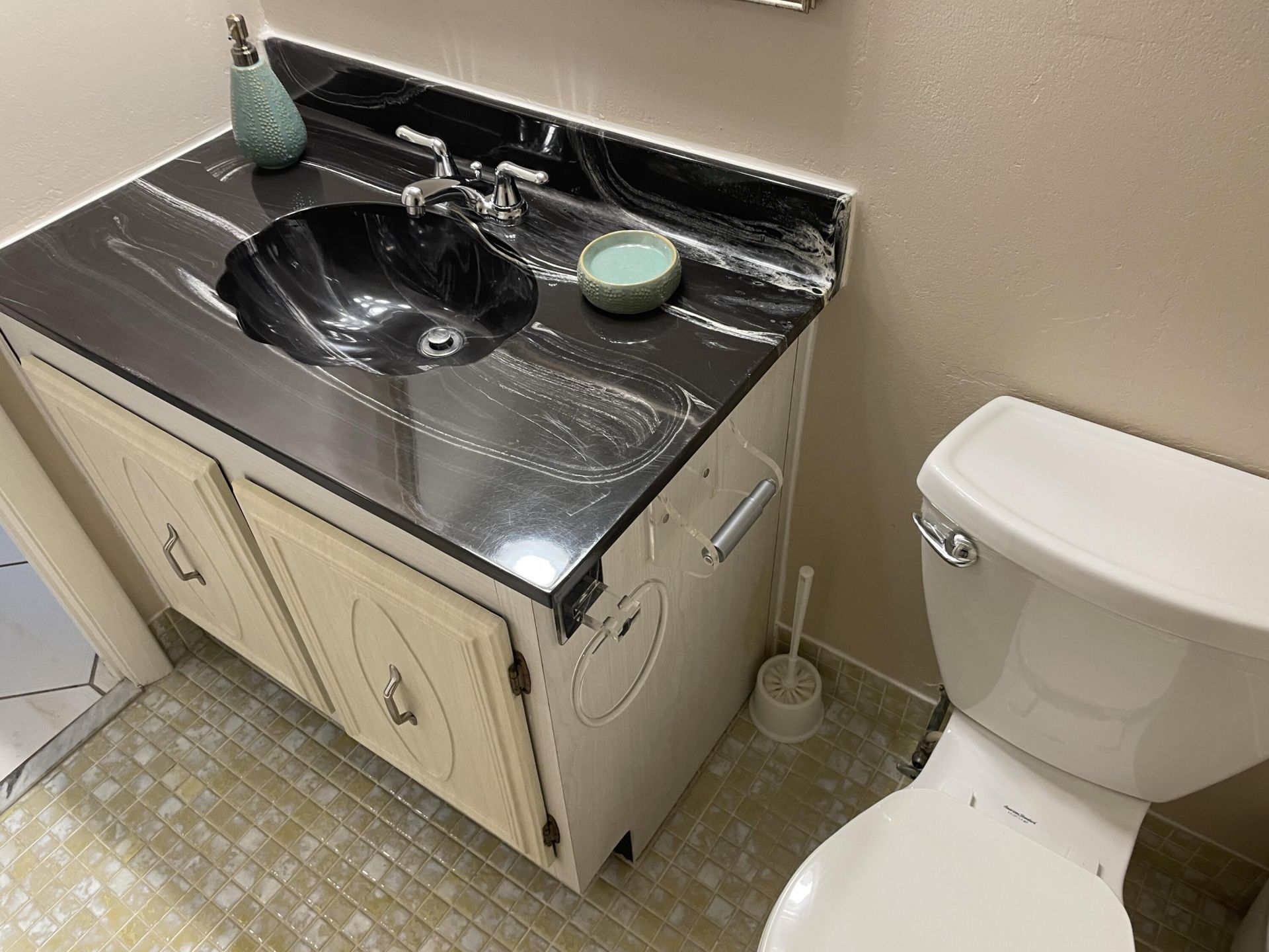 705 Lori Drive, Unit 206, Palm Springs, FL 33461 Photo