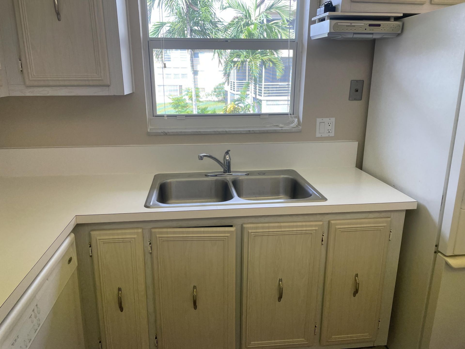 705 Lori Drive, Unit 206, Palm Springs, FL 33461 Photo