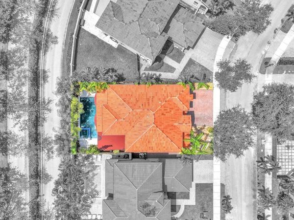 15244 SW 29th Ter, Miami, FL 33185