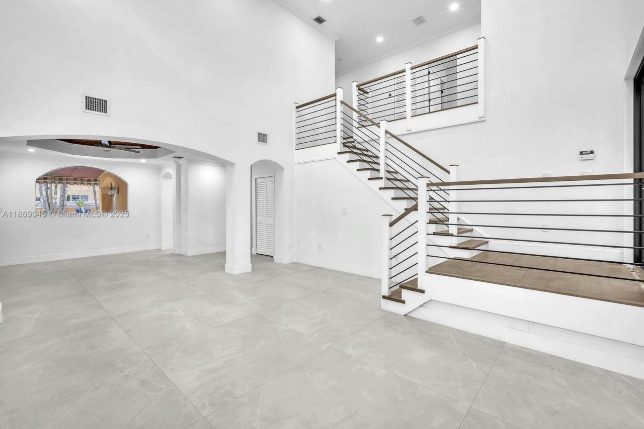 15244 SW 29th Ter, Miami, FL 33185 Photo