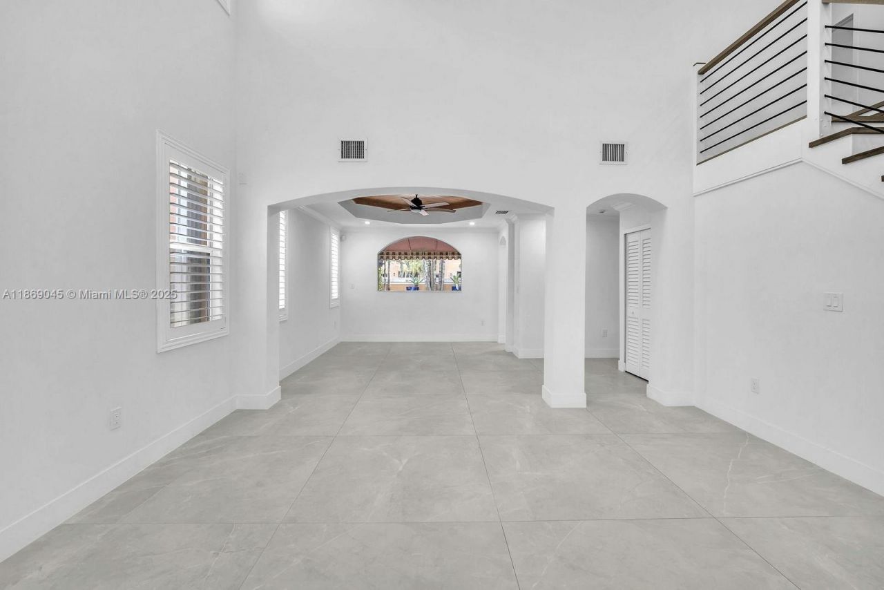 15244 SW 29th Ter, Miami, FL 33185 Photo