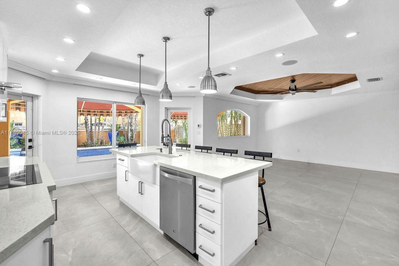 15244 SW 29th Ter, Miami, FL 33185 Photo