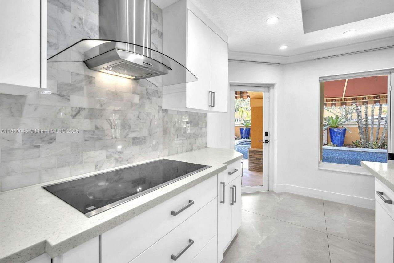 15244 SW 29th Ter, Miami, FL 33185 Photo