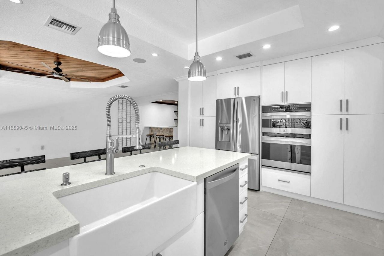 15244 SW 29th Ter, Miami, FL 33185 Photo