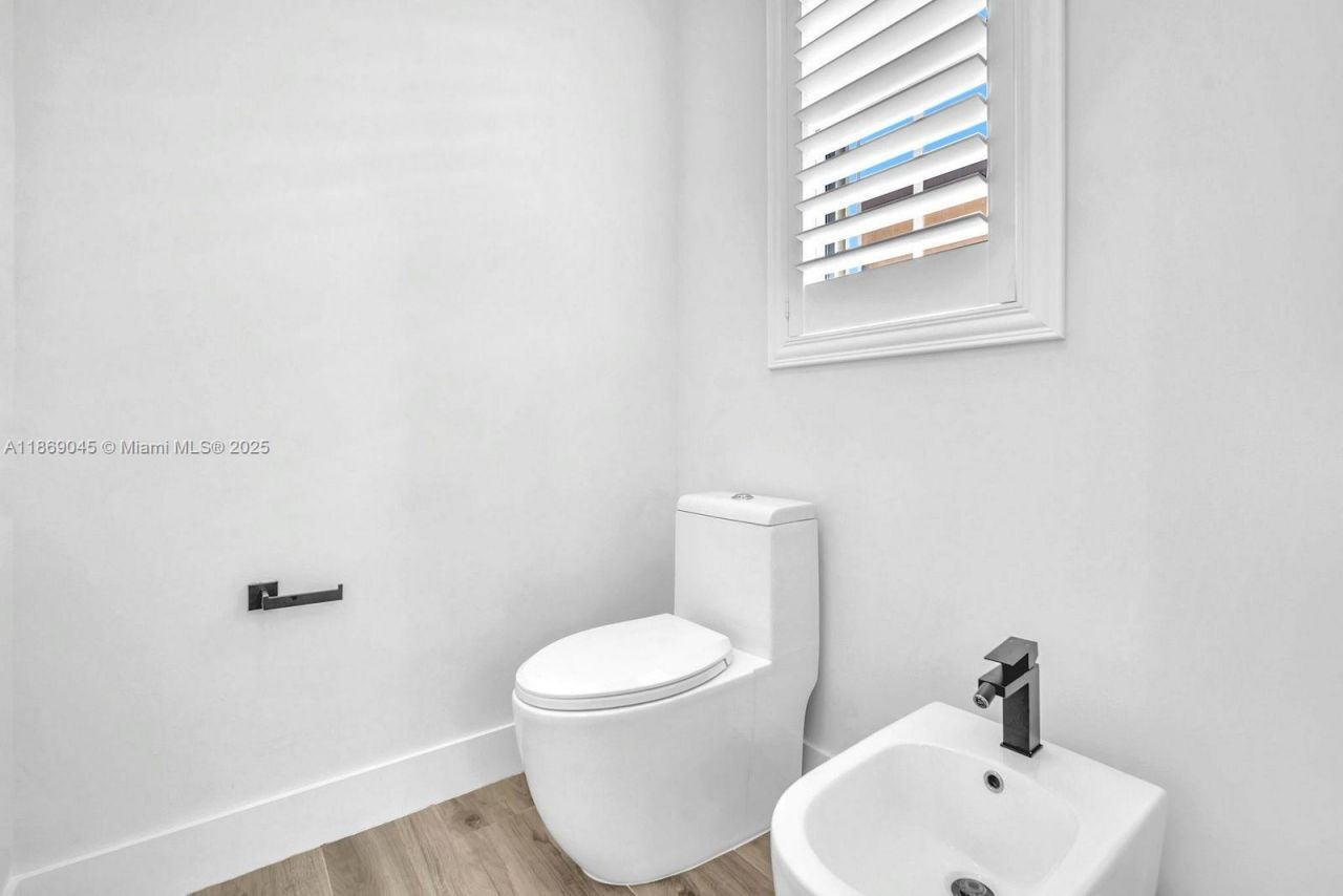 15244 SW 29th Ter, Miami, FL 33185 Photo