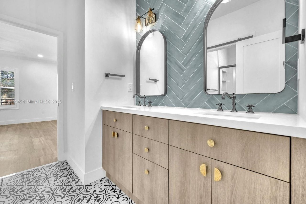 15244 SW 29th Ter, Miami, FL 33185 Photo