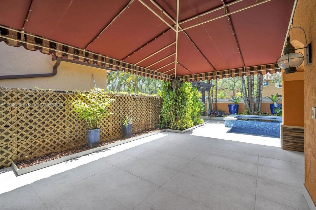 15244 SW 29th Ter, Miami, FL 33185 Photo