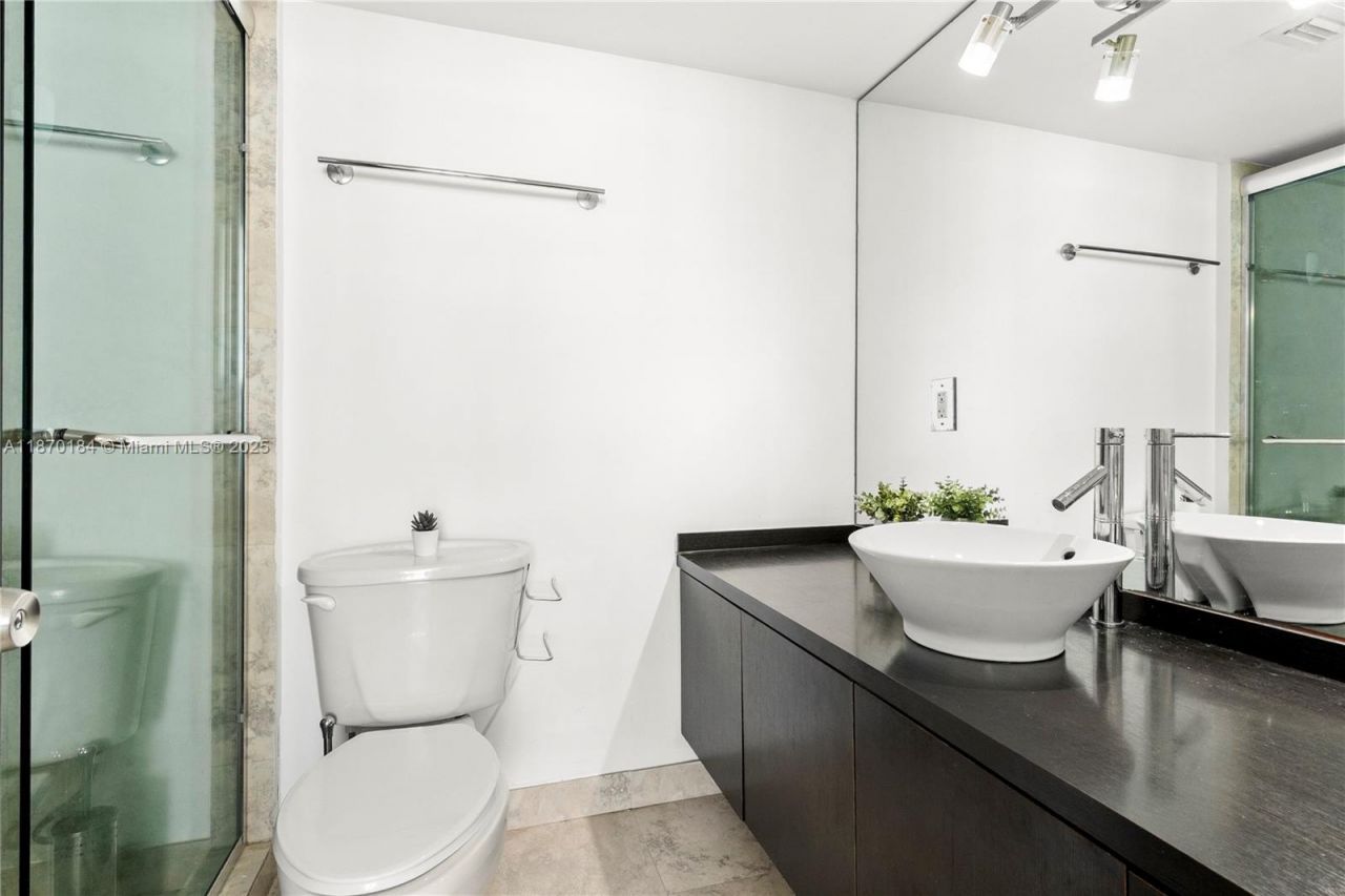 18071 Biscayne Blvd, Unit 1404, Aventura, FL 33160 Photo