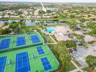 8525 Pine Cay, West Palm Beach, FL 33411 Photo