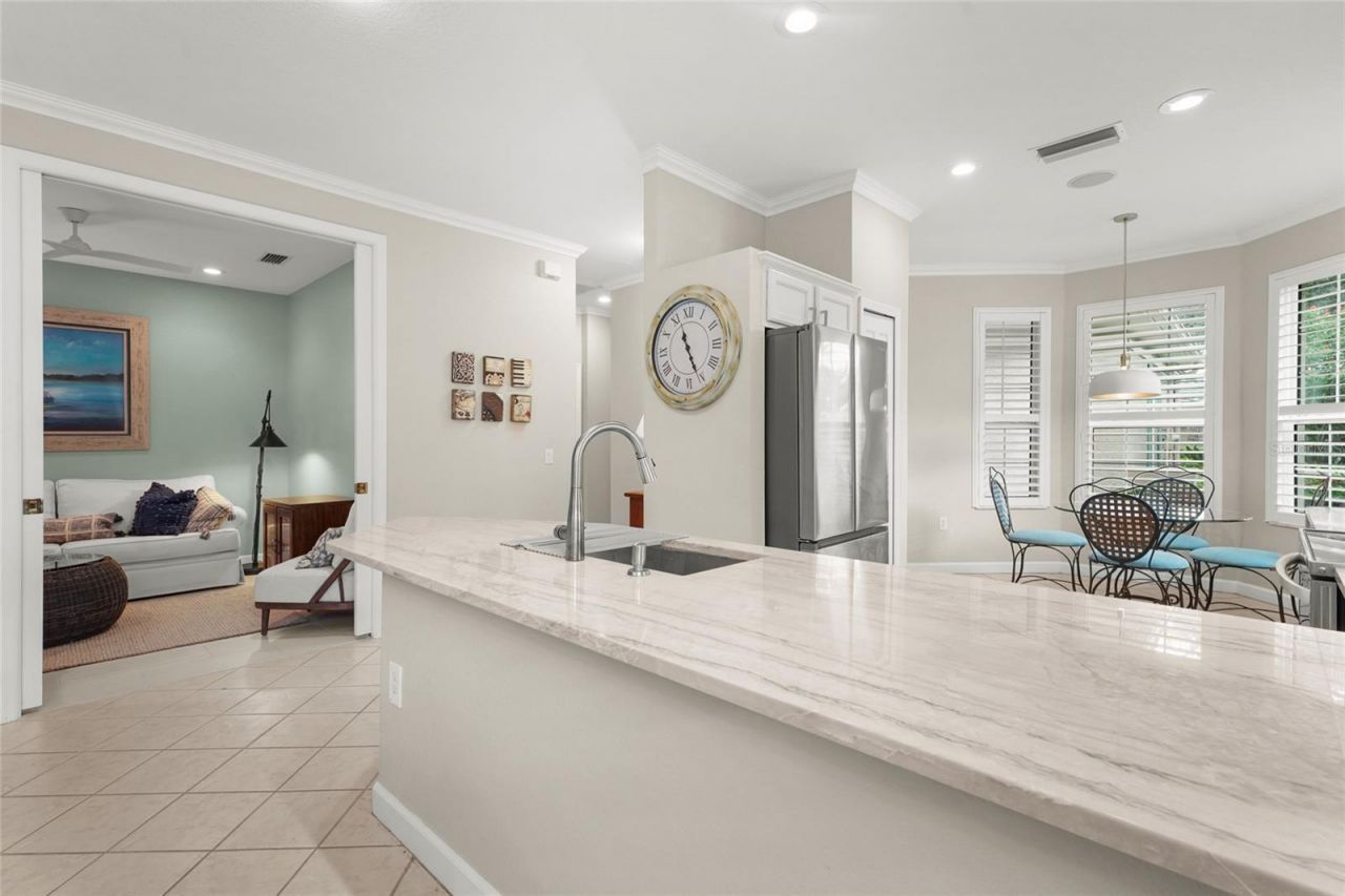 4840 Lakescene Place, Sarasota, FL 34243 Photo