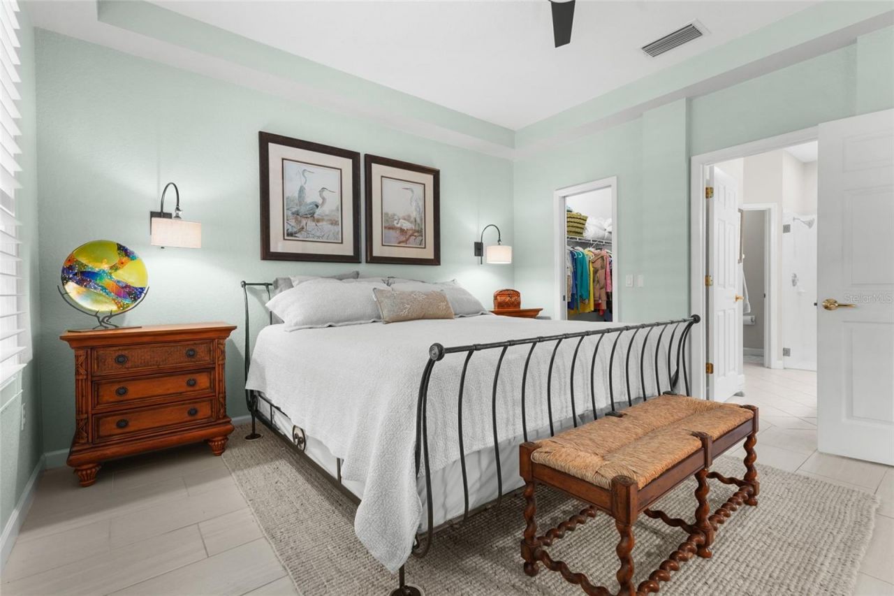 4840 Lakescene Place, Sarasota, FL 34243 Photo