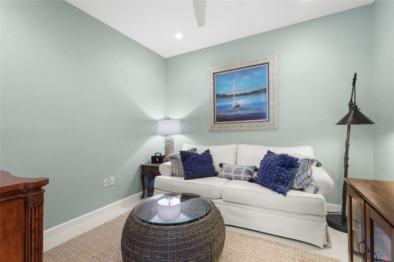 4840 Lakescene Place, Sarasota, FL 34243 Photo